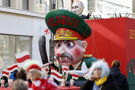 Friedensdemo am Rosenmontag in Köln