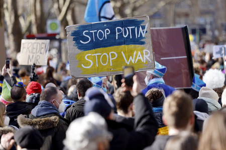 Friedensdemo am Rosenmontag in Köln