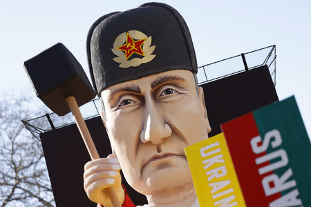 Friedensdemo am Rosenmontag in Köln