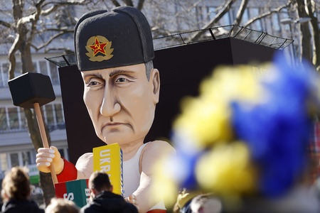 Friedensdemo am Rosenmontag in Köln