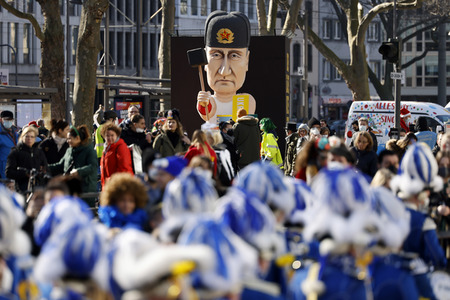 Friedensdemo am Rosenmontag in Köln