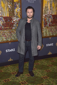 Serienpremiere 'Shining Vale' in Los Angeles