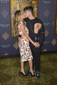 Serienpremiere 'Shining Vale' in Los Angeles