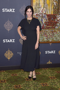 Serienpremiere 'Shining Vale' in Los Angeles