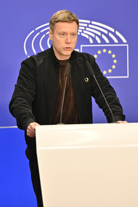Presskonferenz der Fraktion GUE/NGL im EU-Parlament in Brüssel