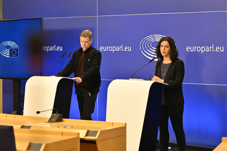 Presskonferenz der Fraktion GUE/NGL im EU-Parlament in Brüssel