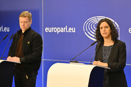 Presskonferenz der Fraktion GUE/NGL im EU-Parlament in Brüssel