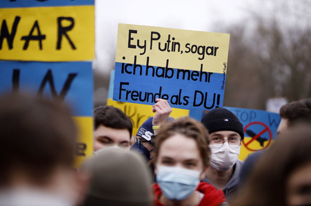 Fridays for Future Demo gegen den Krieg in der Ukraine in Berlin