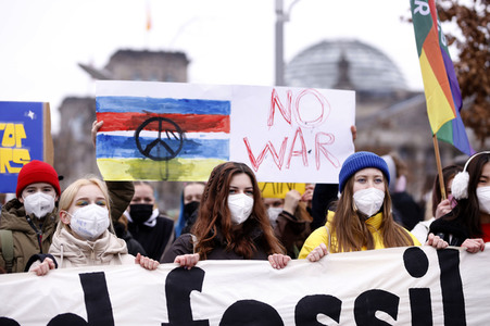 Fridays for Future Demo gegen den Krieg in der Ukraine in Berlin