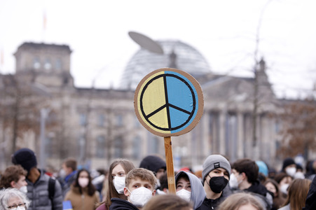 Fridays for Future Demo gegen den Krieg in der Ukraine in Berlin