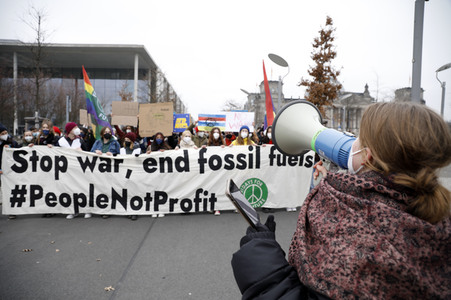 Fridays for Future Demo gegen den Krieg in der Ukraine in Berlin