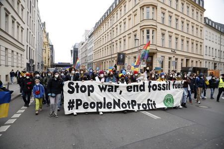 Fridays for Future Demo gegen den Krieg in der Ukraine in Berlin