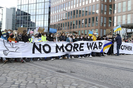 Fridays for Future Demo gegen den Krieg in der Ukraine in Hamburg