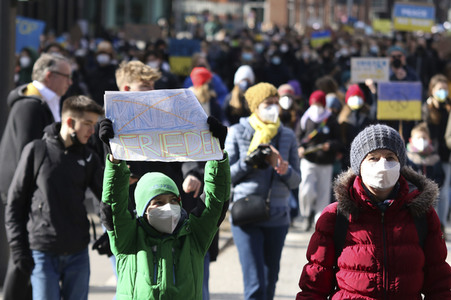 Fridays for Future Demo gegen den Krieg in der Ukraine in Hamburg