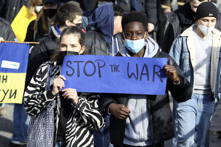 Fridays for Future Demo gegen den Krieg in der Ukraine in Hamburg