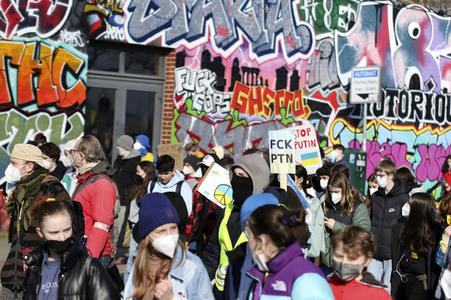 Fridays for Future Demo gegen den Krieg in der Ukraine in Hamburg