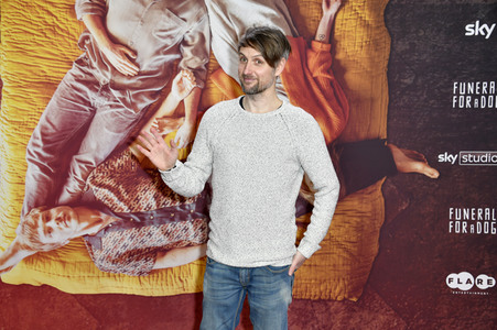 Serienpremiere 'Funeral for a Dog' in Berlin