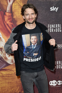 Serienpremiere 'Funeral for a Dog' in Berlin