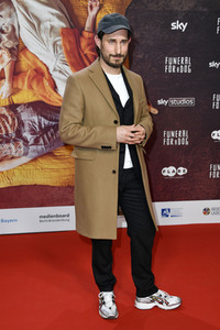 Serienpremiere 'Funeral for a Dog' in Berlin