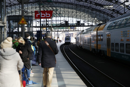 Ankunft ukrainischer Flüchtlinge auf dem Hauptbahnhof Berlin