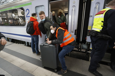 Ankunft ukrainischer Flüchtlinge auf dem Hauptbahnhof Berlin