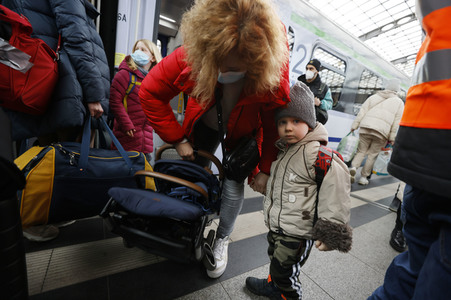 Ankunft ukrainischer Flüchtlinge auf dem Hauptbahnhof Berlin