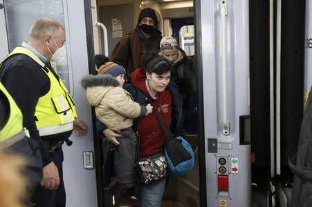 Ankunft ukrainischer Flüchtlinge auf dem Hauptbahnhof Berlin