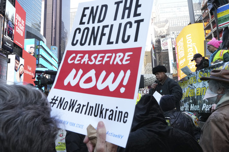 Demonstration gegen ein NATO-Engagement in Europa in New York