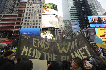 Demonstration gegen ein NATO-Engagement in Europa in New York