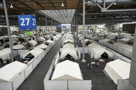 Zeltunterkünfte für ukrainische Flüchtlinge in Hannover