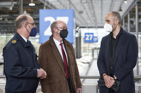 Zeltunterkünfte für ukrainische Flüchtlinge in Hannover