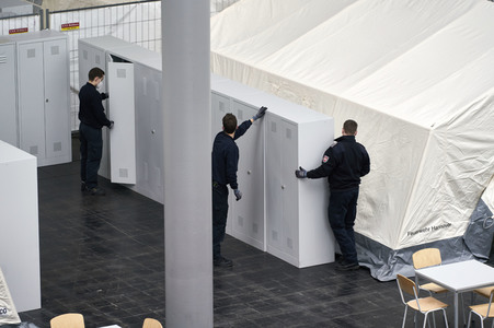 Zeltunterkünfte für ukrainische Flüchtlinge in Hannover