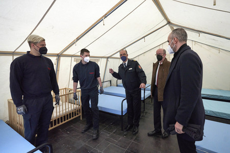 Zeltunterkünfte für ukrainische Flüchtlinge in Hannover