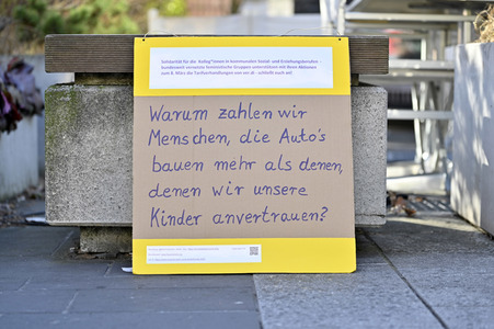 Kita Warnstreik am Weltfrauentag in Nürnberg