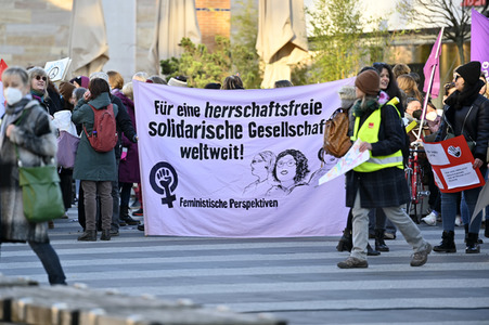 Kita Warnstreik am Weltfrauentag in Nürnberg