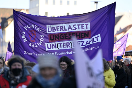 Kita Warnstreik am Weltfrauentag in Nürnberg