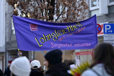 Kita Warnstreik am Weltfrauentag in Nürnberg