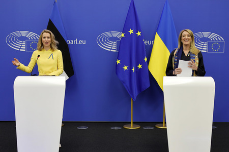 Pressekonferenz zur Sicherheitslage nach dem russischen Einmarsch in die Ukraine im EU-Parlament in Straßburg