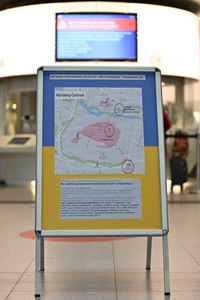 Information für Ukraine-Flüchtlinge am Hauptbahnhof in Nürnberg