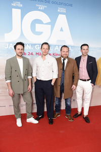 Filmpremiere 'JGA: Jasmin. Gina. Anna.' in München
