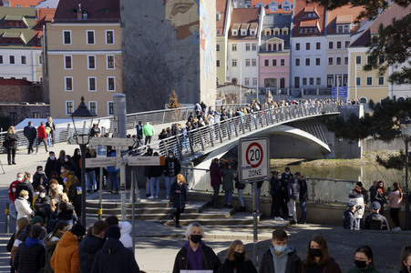 Menschenkette gegen Ukraine-Krieg in Görlitz