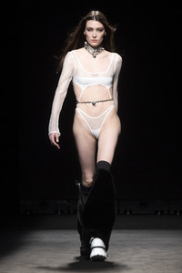 Dominnico Fashion Show auf der 75. Mercedes-Benz Fashion Week Madrid