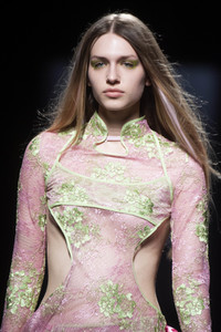 Dominnico Fashion Show auf der 75. Mercedes-Benz Fashion Week Madrid