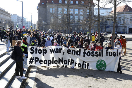 Demonstration gegen den Krieg in der Ukraine und für Klimagerechtigkeit in Berlin