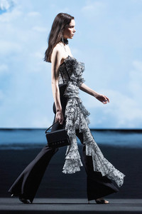 Claro Couture Fashion Show auf der 75. Mercedes-Benz Fashion Week Madrid