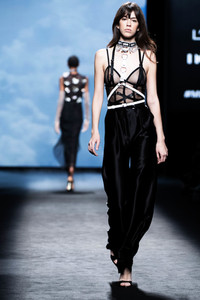Claro Couture Fashion Show auf der 75. Mercedes-Benz Fashion Week Madrid