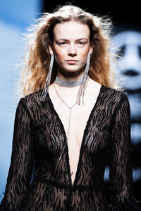 Claro Couture Fashion Show auf der 75. Mercedes-Benz Fashion Week Madrid