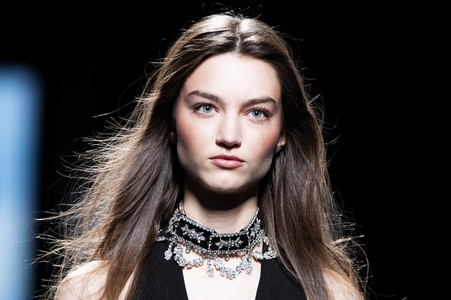 Claro Couture Fashion Show auf der 75. Mercedes-Benz Fashion Week Madrid