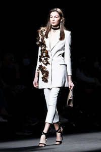 Claro Couture Fashion Show auf der 75. Mercedes-Benz Fashion Week Madrid