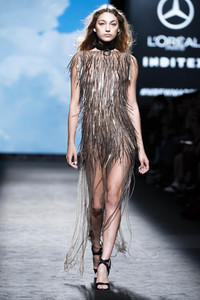 Claro Couture Fashion Show auf der 75. Mercedes-Benz Fashion Week Madrid